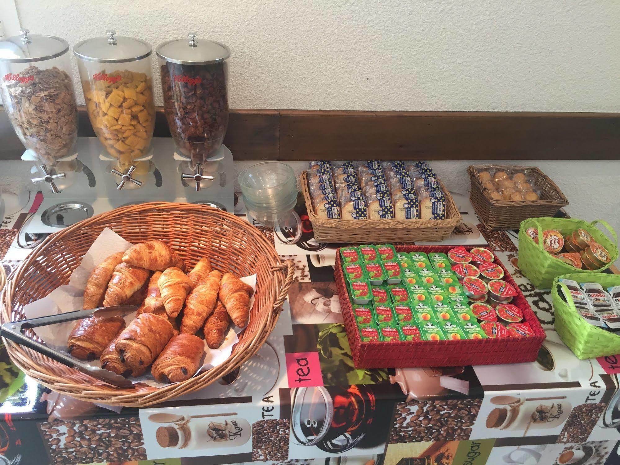 Welcomotel 몽뗄리마 외부 사진